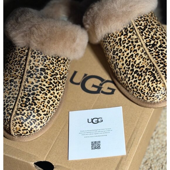 UGG Scuffette II Leopard Pony Hair Shearling Slippers New in Box Size 8 - Picture 4 of 16